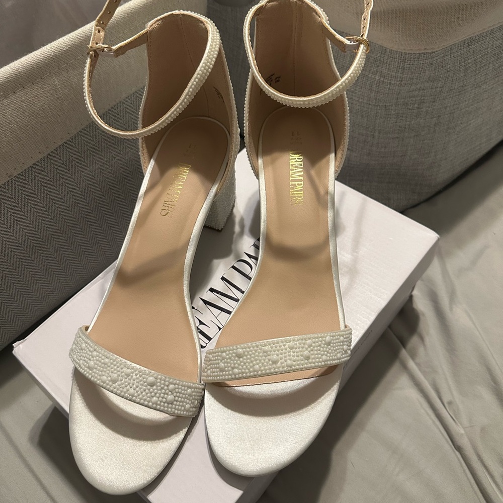Women’s Heels, never worn